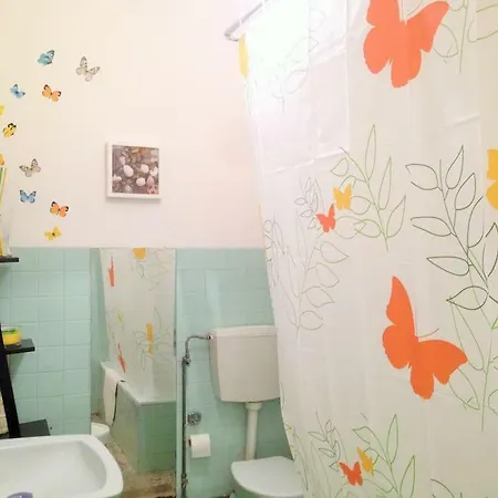 Cozy Flat Near Sao Bento Palace * Lisbon