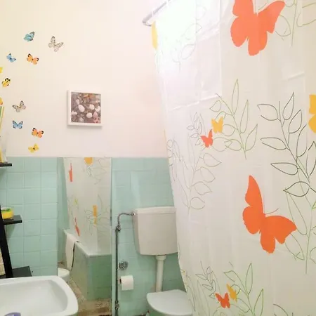 Cozy Flat Near Sao Bento Palace * Lisboa